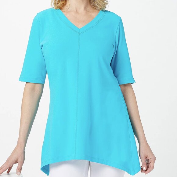 Denim & Co. Perfect Jersey V-neck Trapeze Hem Top.  14967 - Picture 1 of 1
